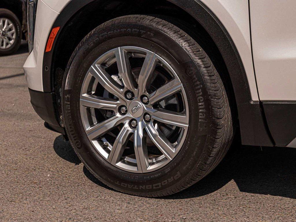 used 2022 Cadillac XT4 car, priced at $28,240