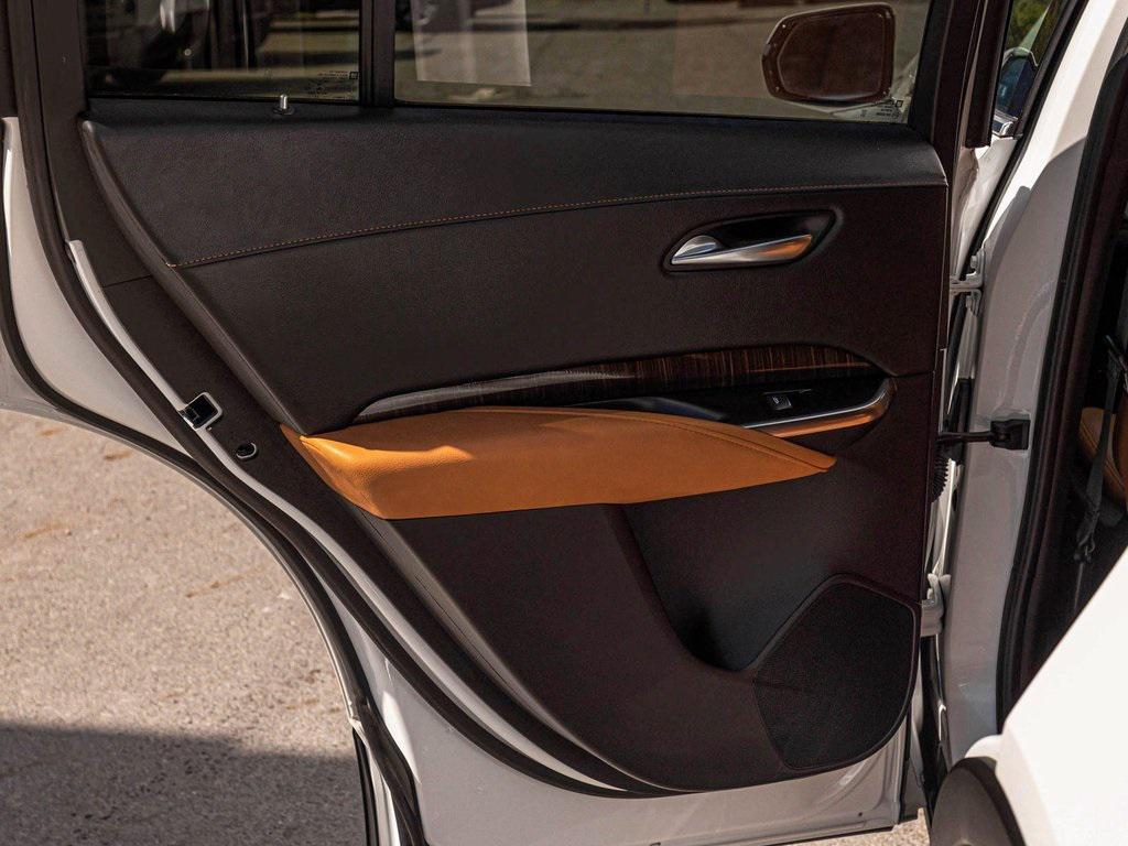 used 2022 Cadillac XT4 car, priced at $28,240