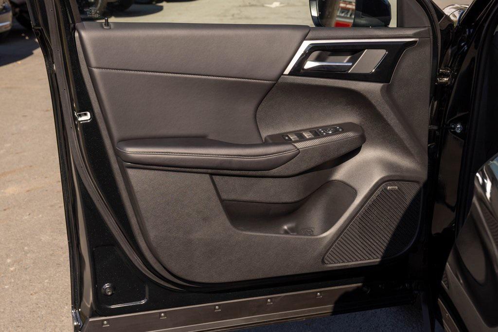 used 2025 Mitsubishi Outlander car, priced at $33,450