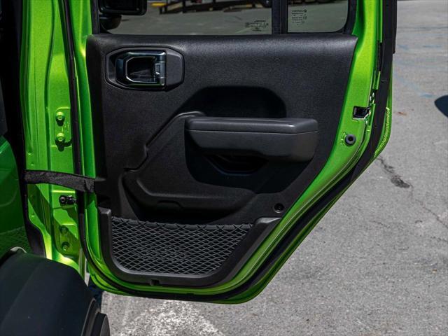 new 2025 Jeep Wrangler 4xe car