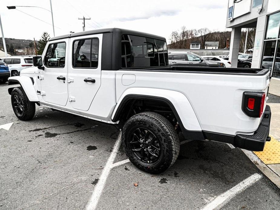 new 2023 Jeep Gladiator car, priced at $57,153