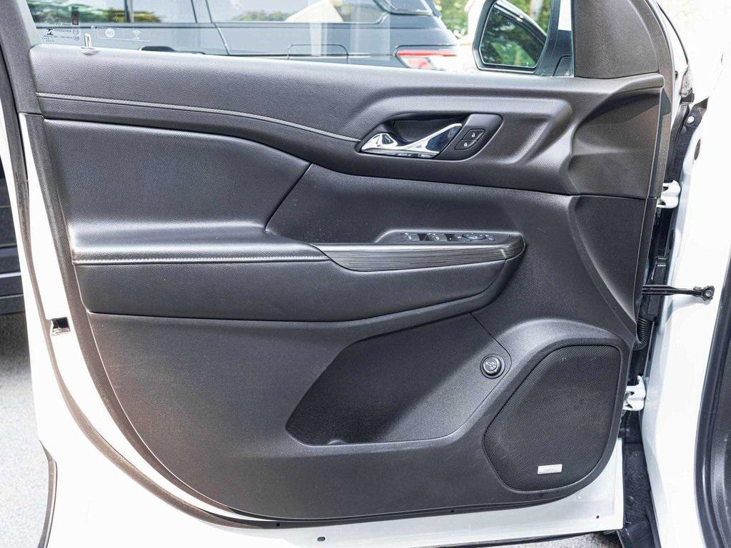 used 2019 GMC Acadia car, priced at $17,740