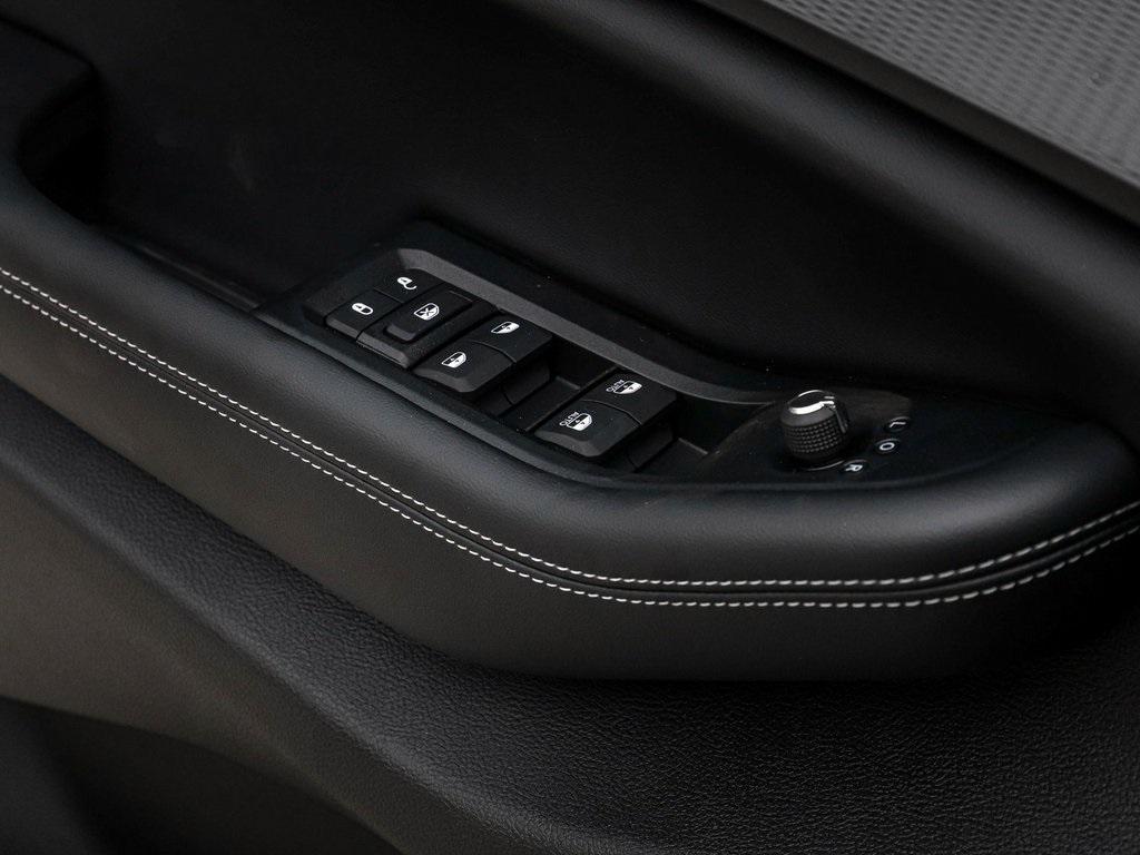 new 2025 Jeep Grand Cherokee L car, priced at $43,891