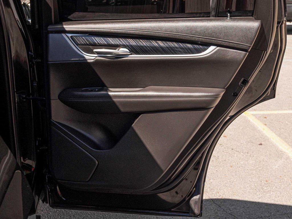 used 2023 Cadillac XT6 car, priced at $37,450