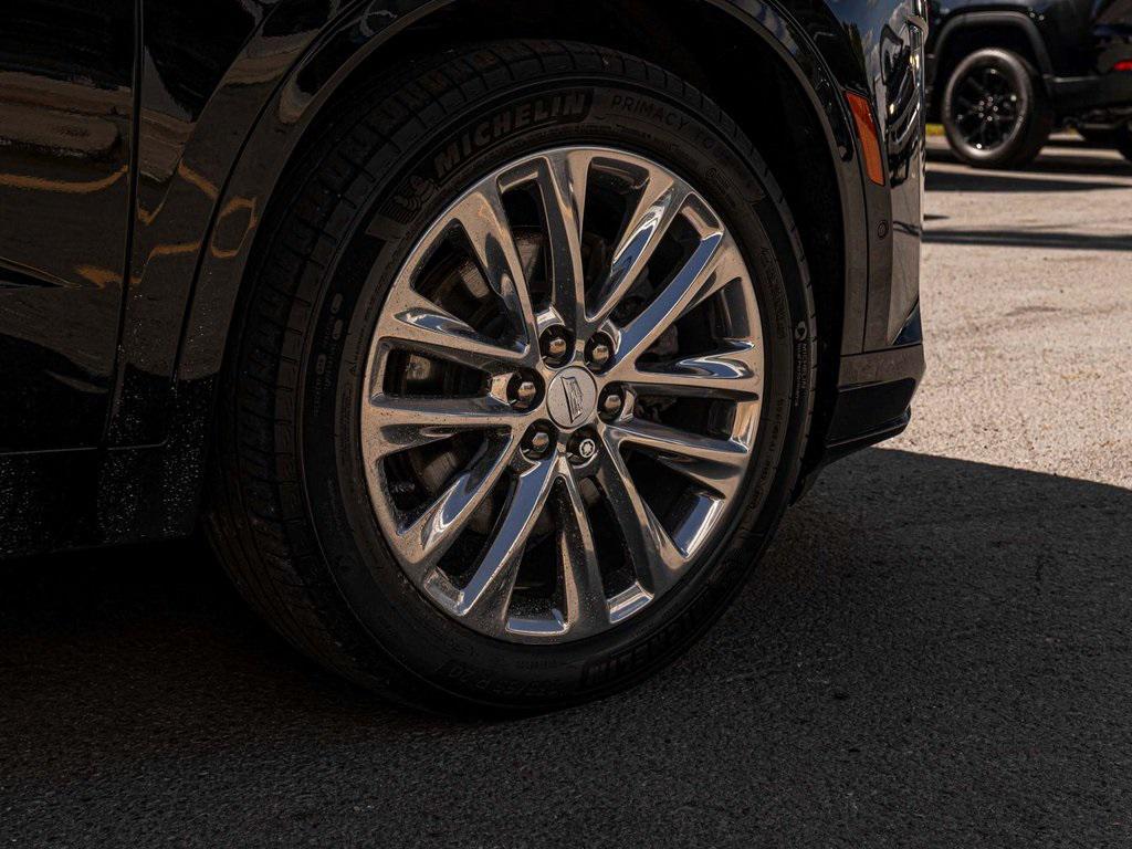 used 2023 Cadillac XT6 car, priced at $37,450