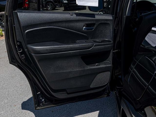 used 2021 Honda Pilot car, priced at $26,990