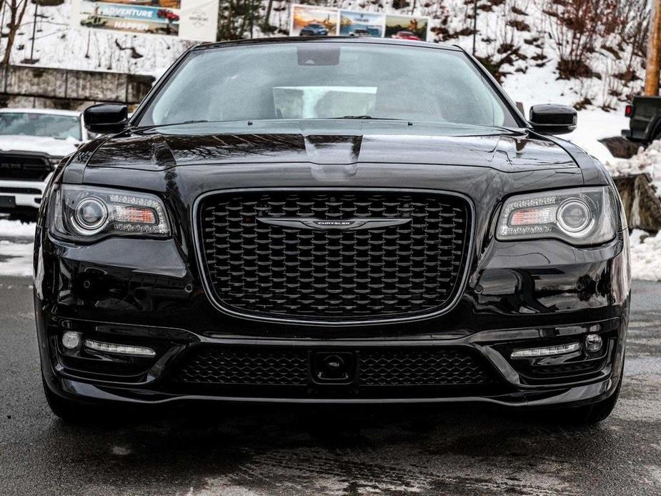 new 2023 Chrysler 300 car, priced at $47,580