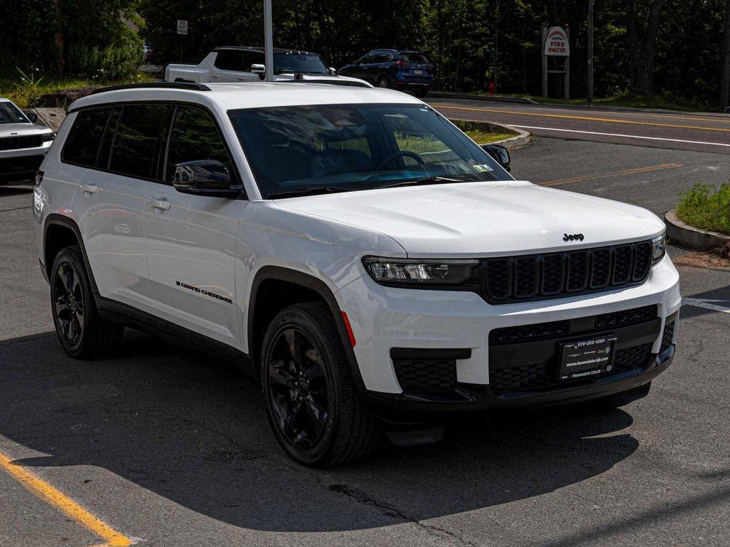 used 2022 Jeep Grand Cherokee L car, priced at $29,890