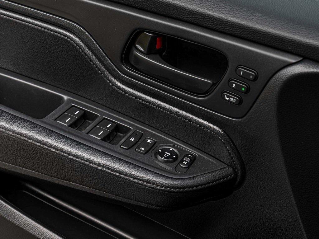 used 2023 Honda Odyssey car, priced at $32,240