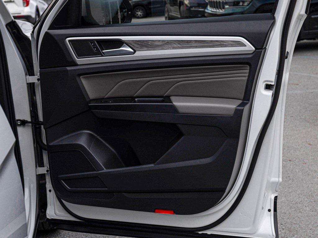 used 2021 Volkswagen Atlas Cross Sport car, priced at $26,450