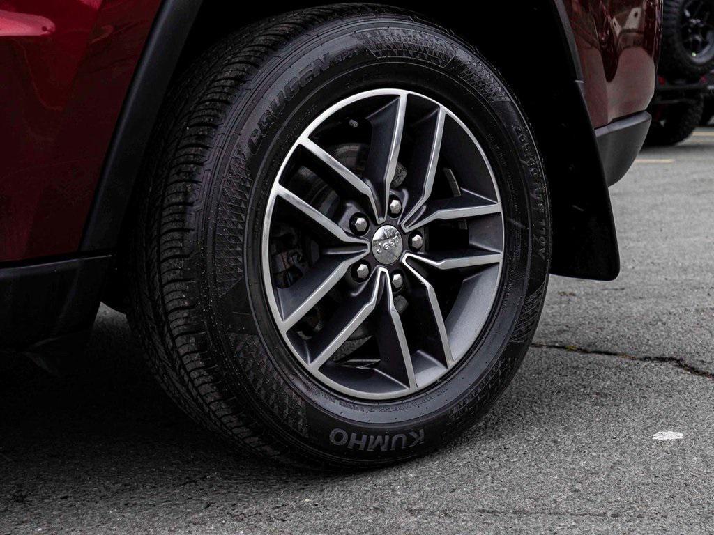 used 2018 Jeep Grand Cherokee car, priced at $17,890