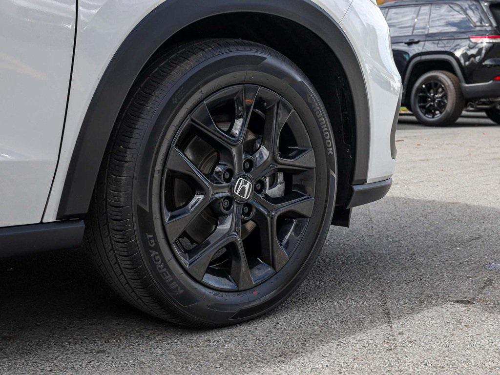 used 2025 Honda HR-V car, priced at $25,890