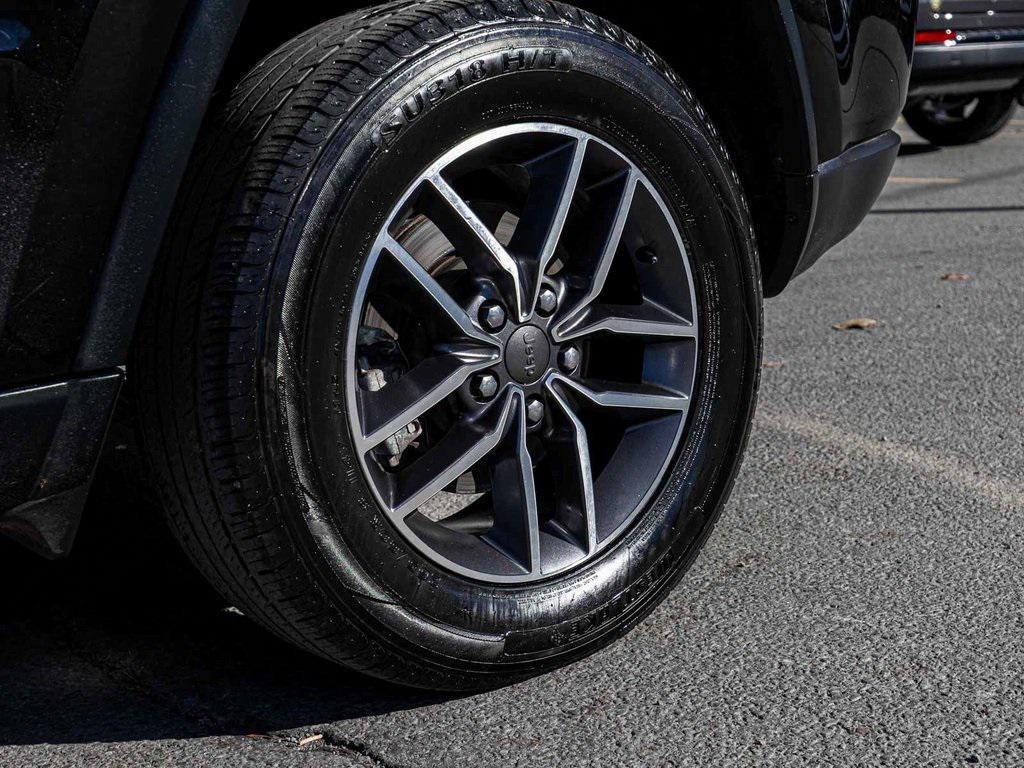 used 2022 Jeep Grand Cherokee car, priced at $24,450