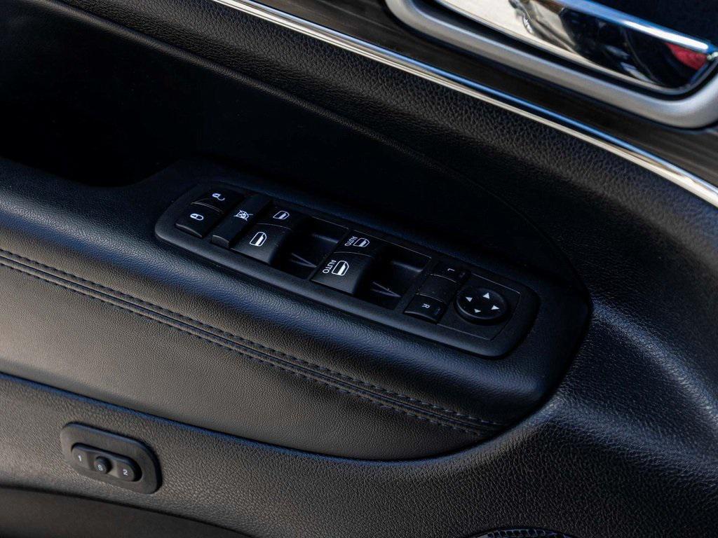 used 2022 Jeep Grand Cherokee car, priced at $24,450