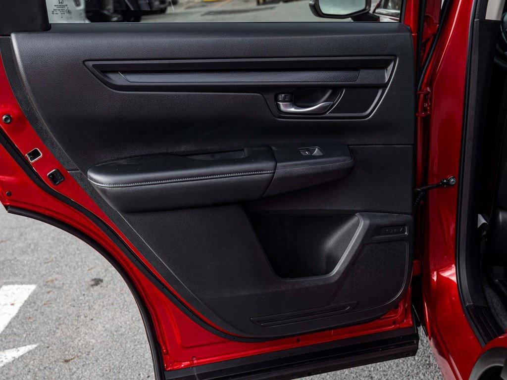 used 2025 Honda CR-V car, priced at $29,990