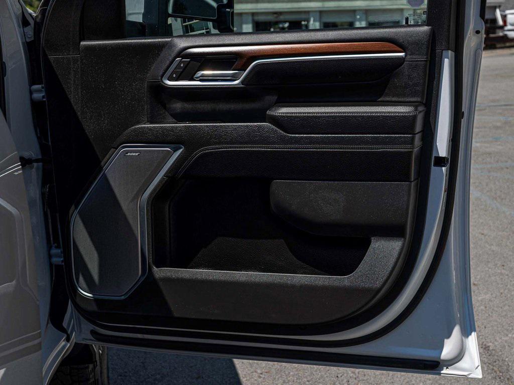 used 2024 GMC Sierra 2500 car, priced at $71,450