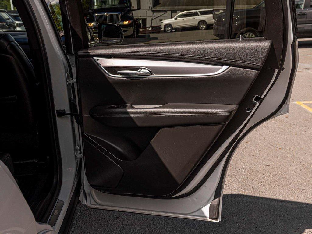 used 2024 Cadillac XT6 car, priced at $38,990