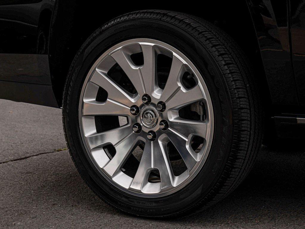used 2015 Cadillac Escalade ESV car, priced at $23,990