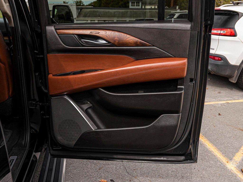 used 2015 Cadillac Escalade ESV car, priced at $23,990