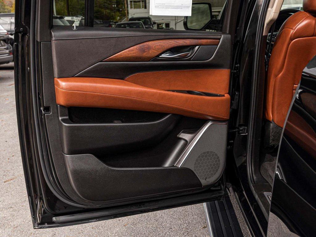 used 2015 Cadillac Escalade ESV car, priced at $23,990