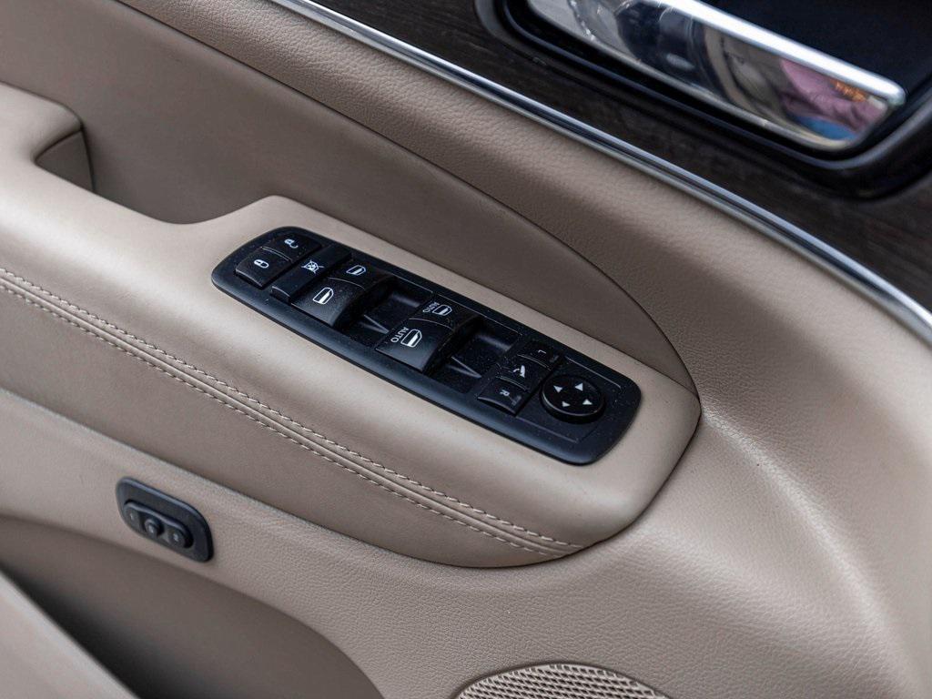 used 2020 Jeep Grand Cherokee car, priced at $23,450