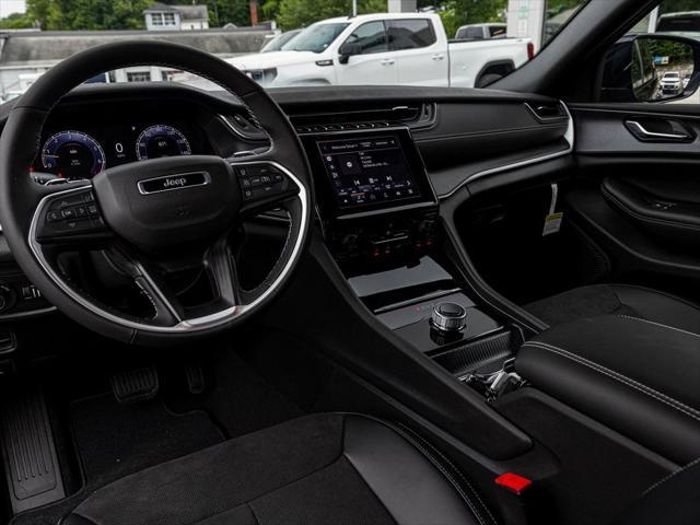 new 2025 Jeep Grand Cherokee L car