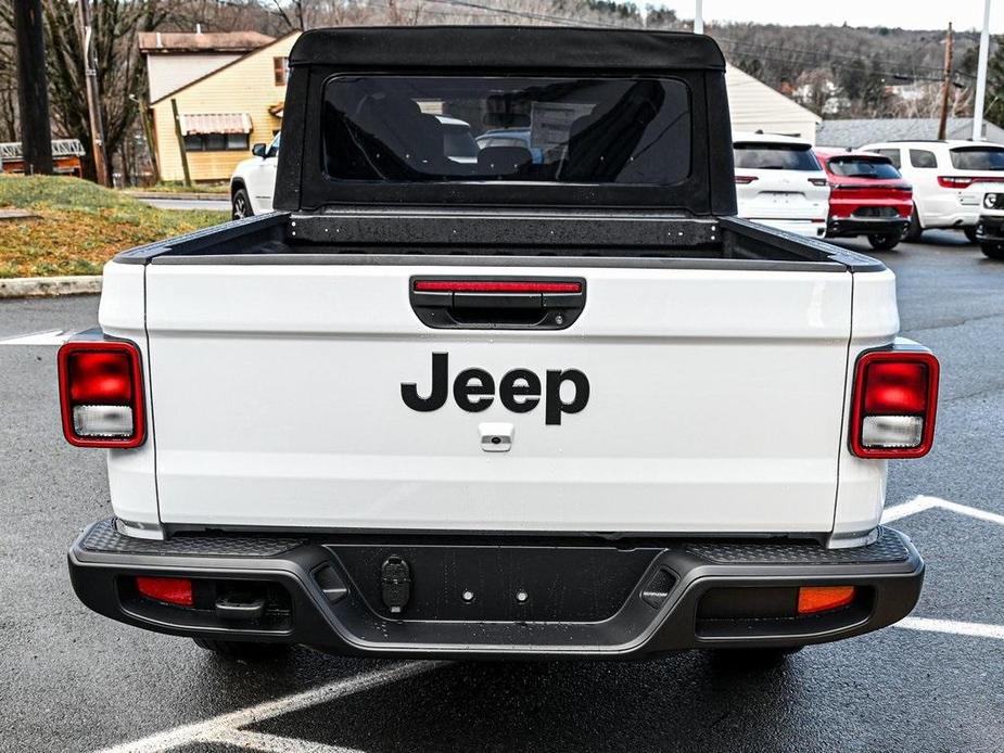 new 2023 Jeep Gladiator car, priced at $50,294