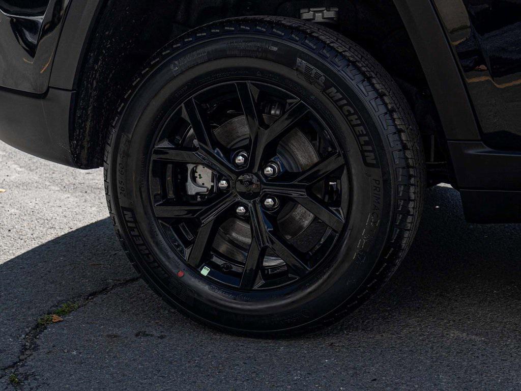 new 2025 Jeep Grand Cherokee car, priced at $42,534