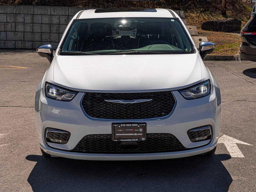 used 2023 Chrysler Pacifica Hybrid car, priced at $27,240