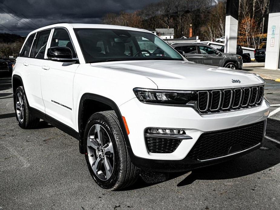 new 2024 Jeep Grand Cherokee 4xe car, priced at $63,618