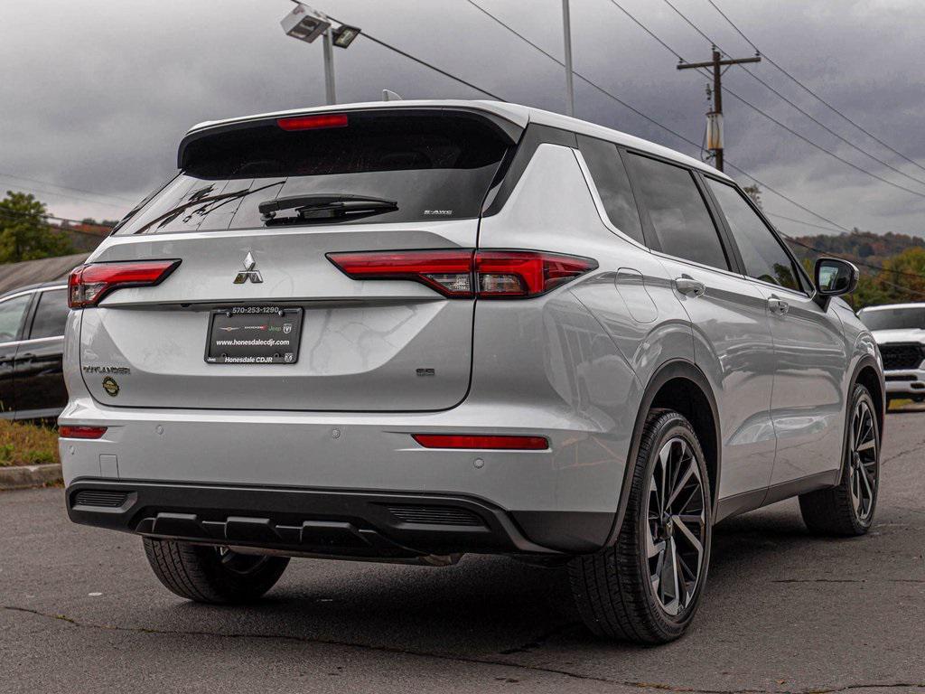 used 2024 Mitsubishi Outlander car, priced at $22,450