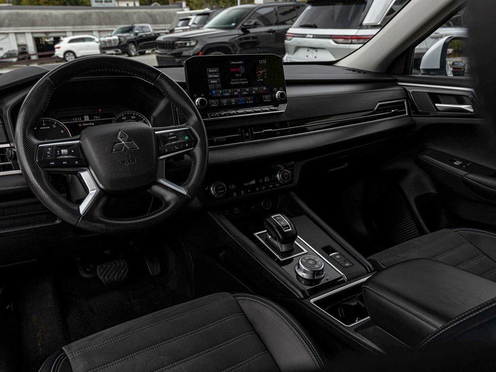 used 2024 Mitsubishi Outlander car, priced at $22,450