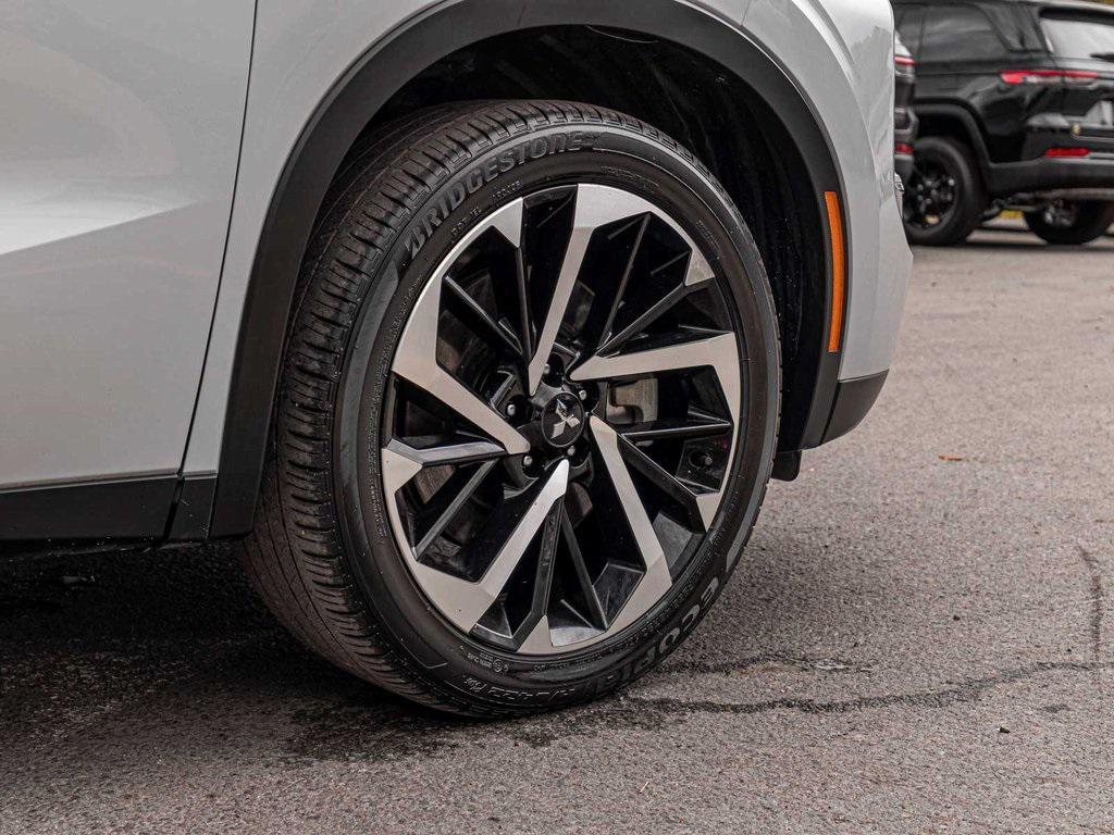 used 2024 Mitsubishi Outlander car, priced at $22,450