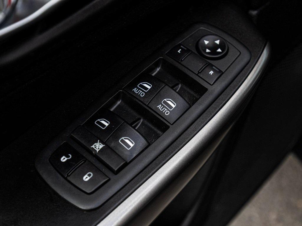 used 2020 Jeep Cherokee car, priced at $17,450