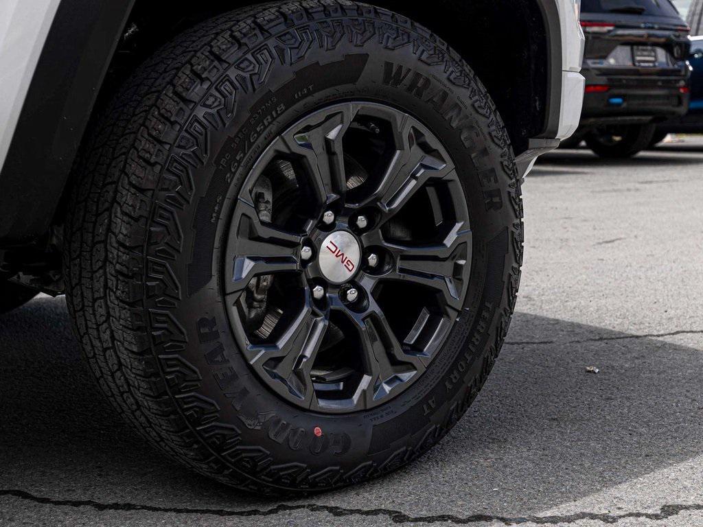 used 2024 GMC Canyon car, priced at $36,240