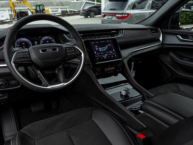 new 2025 Jeep Grand Cherokee car