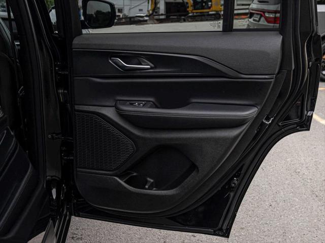new 2025 Jeep Grand Cherokee car