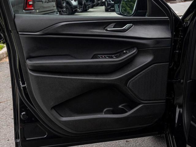 new 2025 Jeep Grand Cherokee car