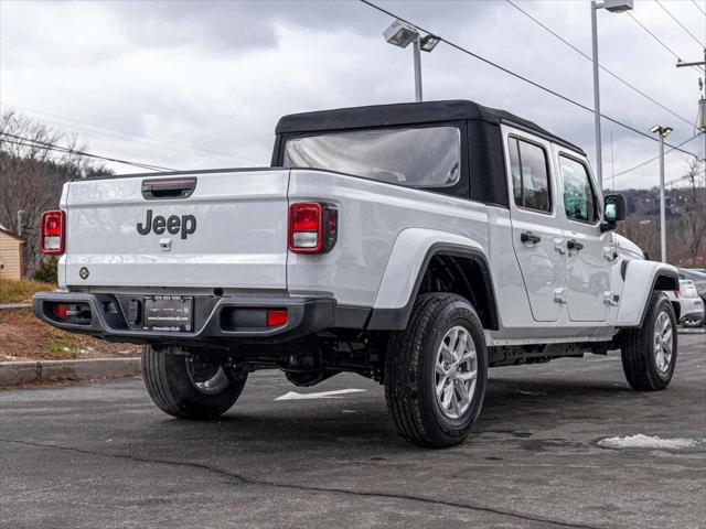 used 2023 Jeep Gladiator car, priced at $38,490