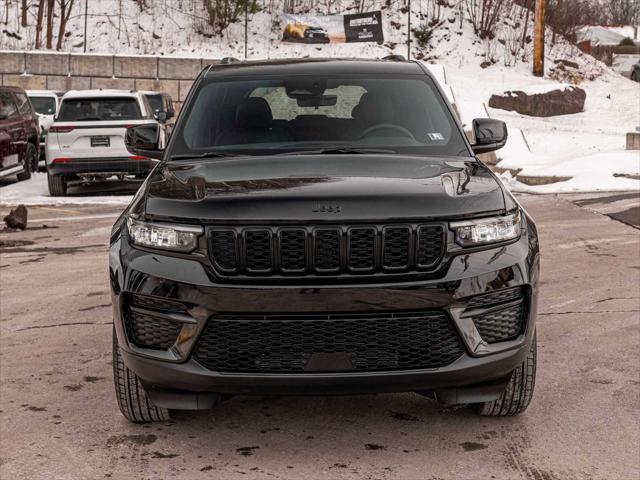 new 2025 Jeep Grand Cherokee car, priced at $44,030