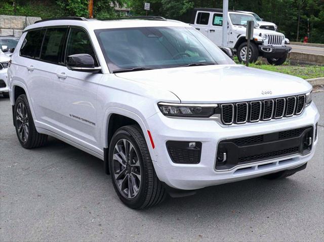 new 2024 Jeep Grand Cherokee L car, priced at $59,978