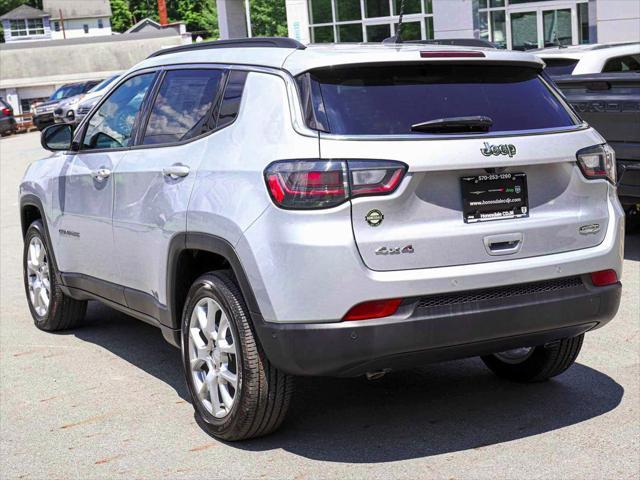 new 2024 Jeep Compass car, priced at $34,000