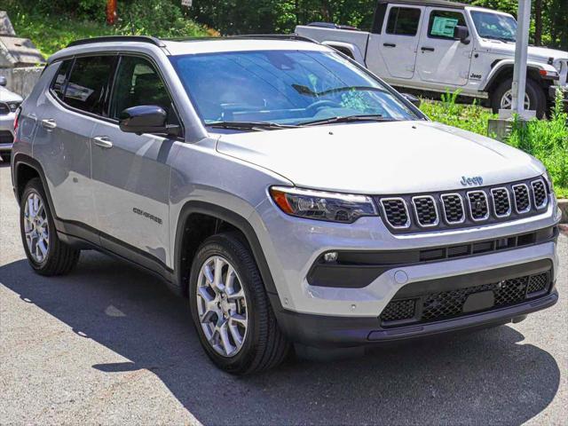 new 2024 Jeep Compass car, priced at $34,000