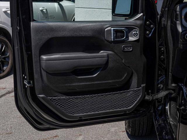 new 2025 Jeep Wrangler car