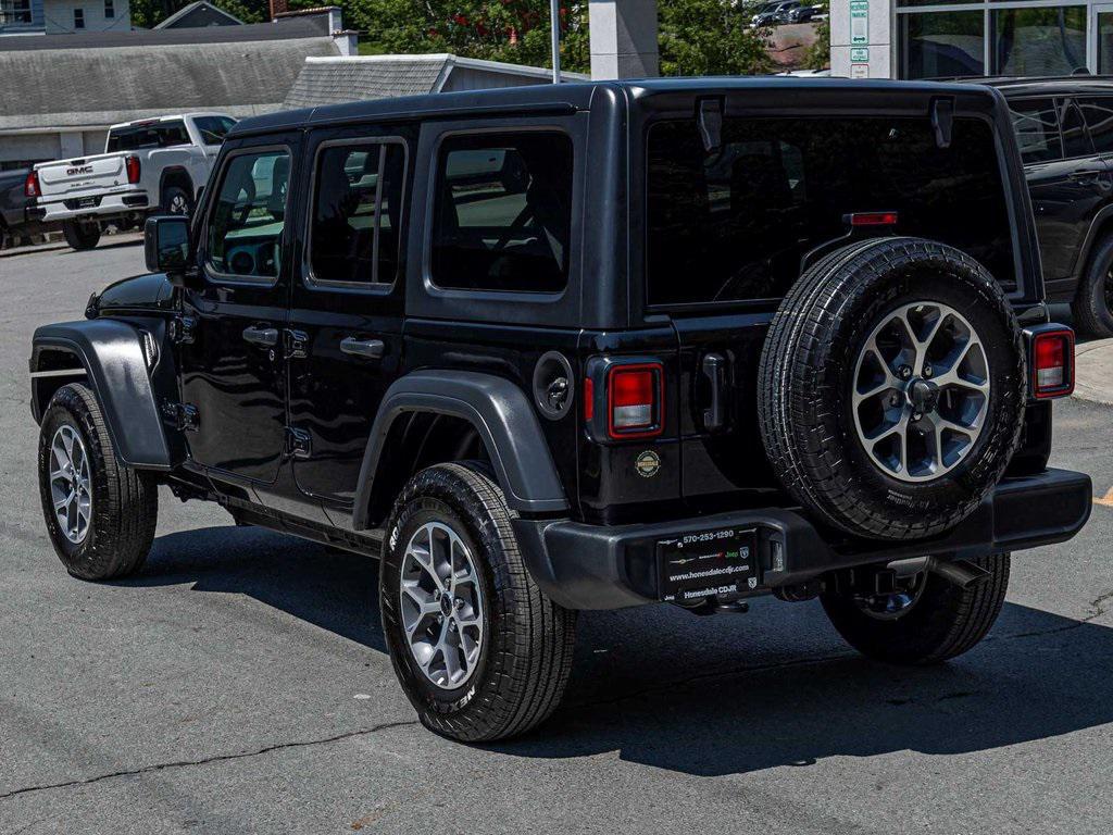 new 2025 Jeep Wrangler car