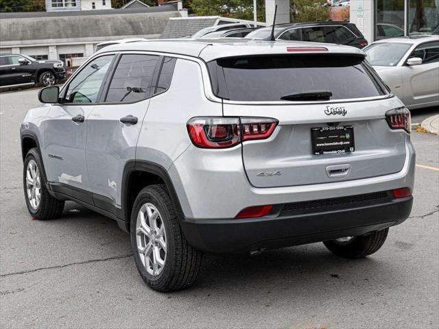 new 2024 Jeep Compass car, priced at $27,076