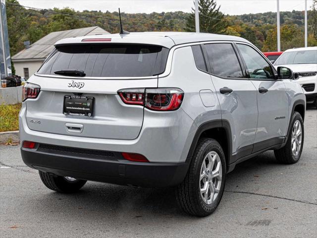 new 2024 Jeep Compass car, priced at $27,076