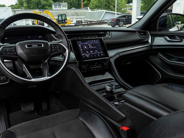 used 2022 Jeep Grand Cherokee car, priced at $33,990