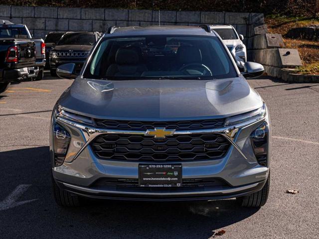 used 2025 Chevrolet Trax car, priced at $24,990