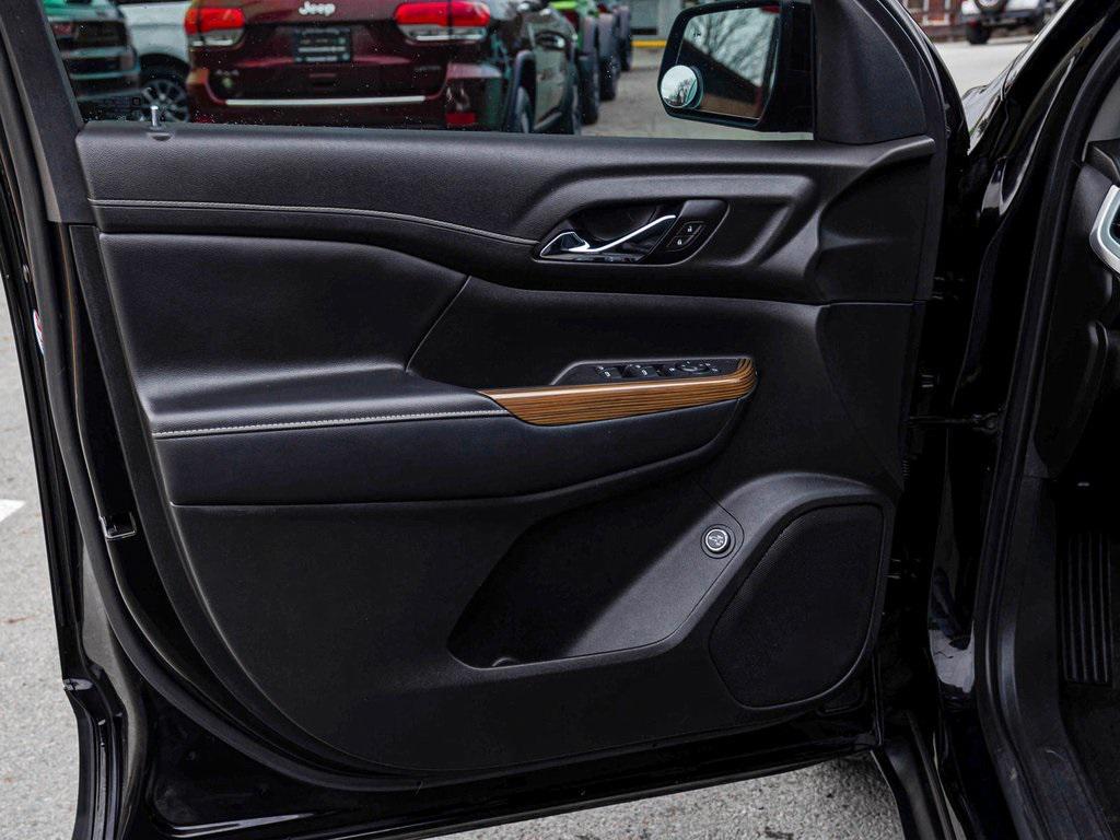 used 2021 GMC Acadia car, priced at $17,990